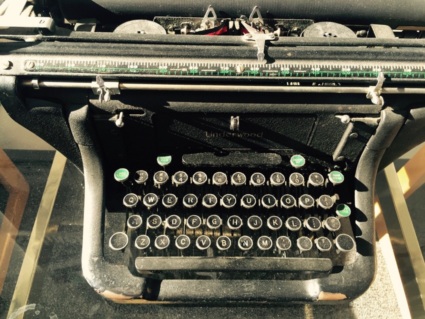 Underwood Typewriter Probabl...