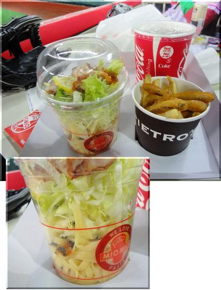 fast food day−2...