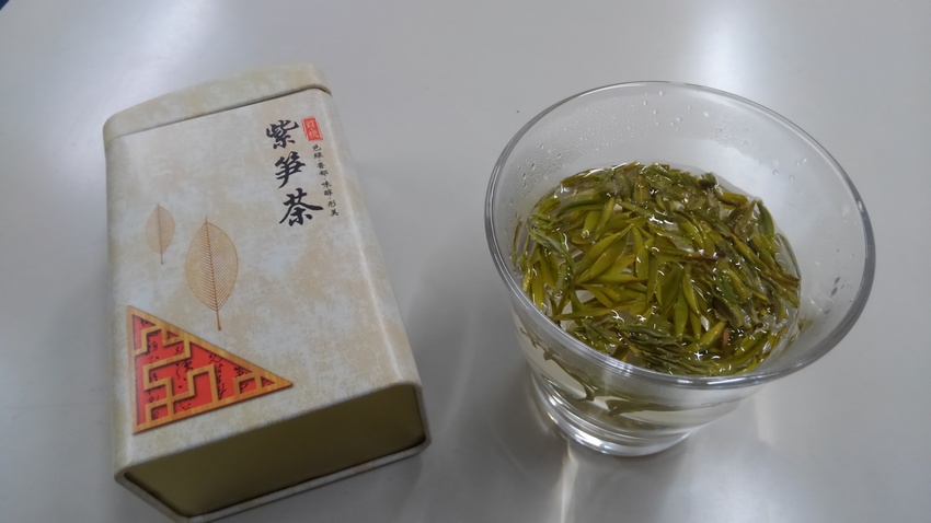 知らない白茶の世界 綺麗な茶葉...