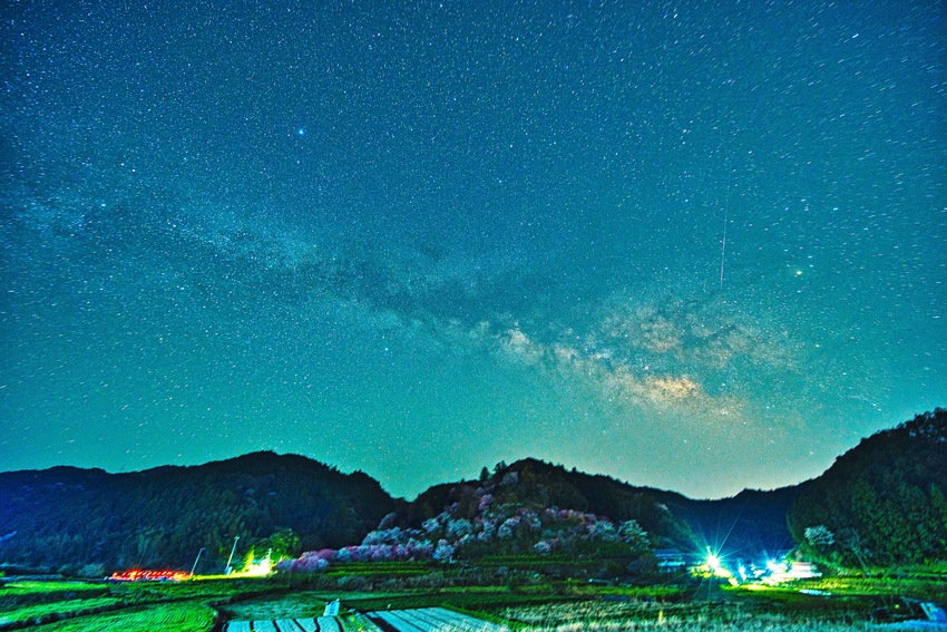 超広角で撮る天の川の星景写真