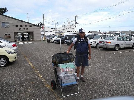 荷物は沢山持参