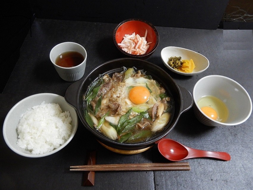 鍋料理「肉豆腐」「千切り山芋の...