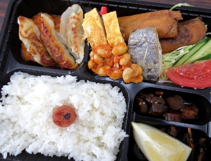 仕出し弁当（１２）＠【Ｌｏｃａ...