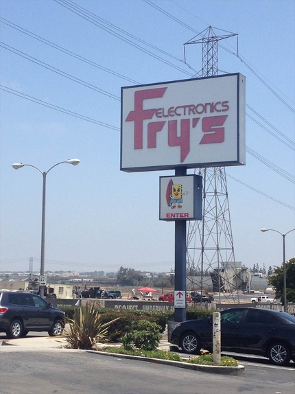 ロサンゼルス 情報 : Fry...