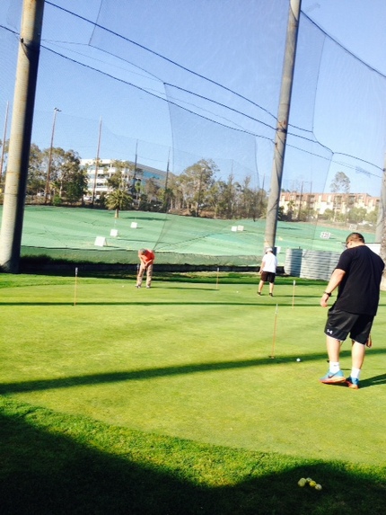 カリフォルニア情報：ゴルフ練習...
