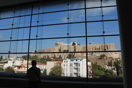 アテネ国立博物館からパルテノン...