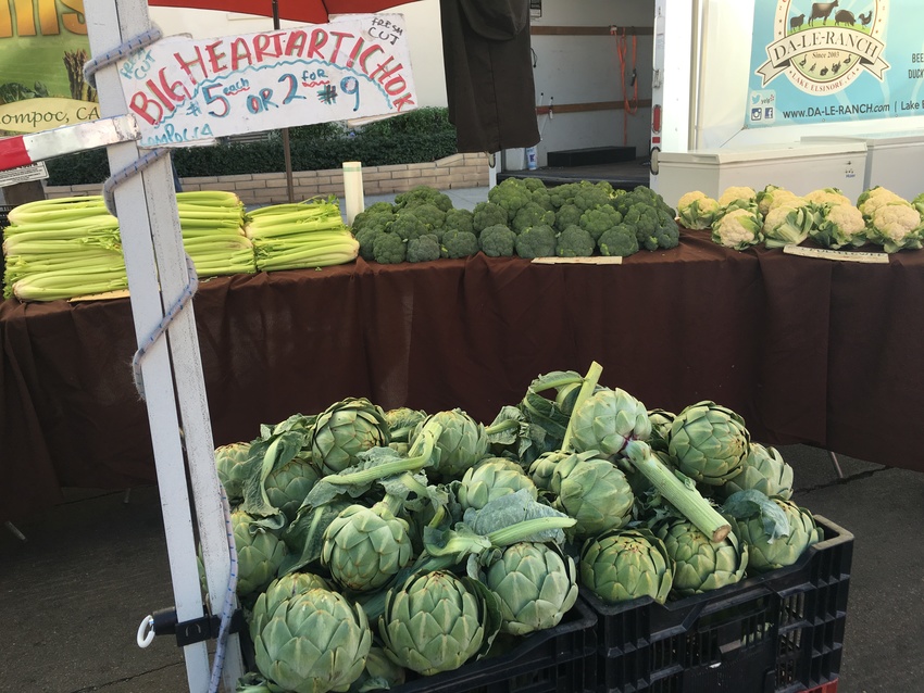 新鮮野菜も売っていました