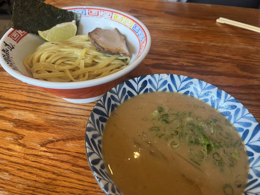 味噌つけ麺 魚粉がきいたこって...