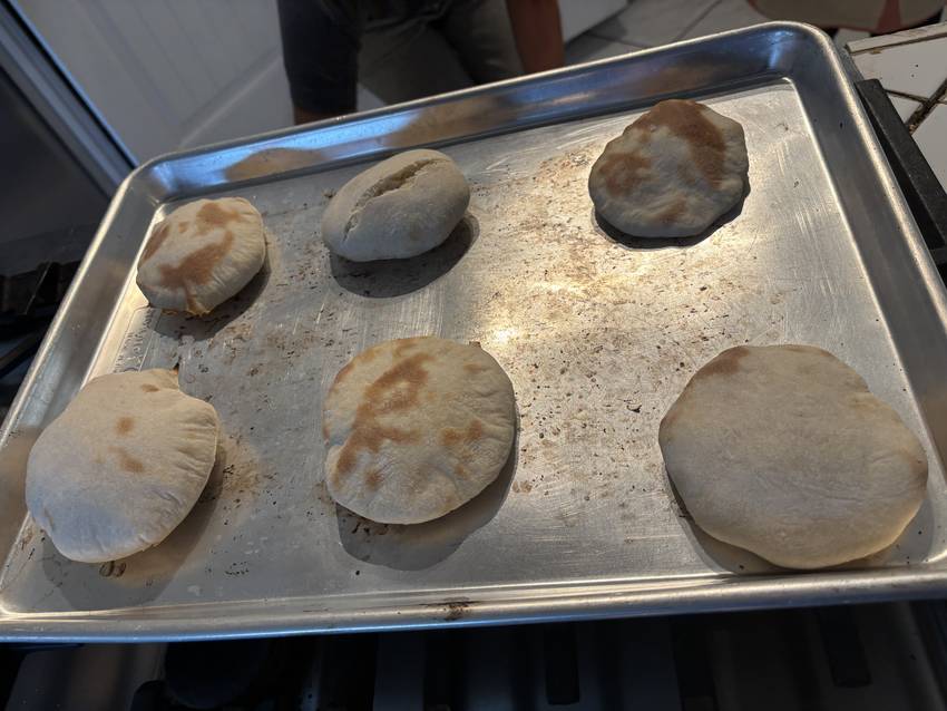 実際に焼きあがったピタ🫓