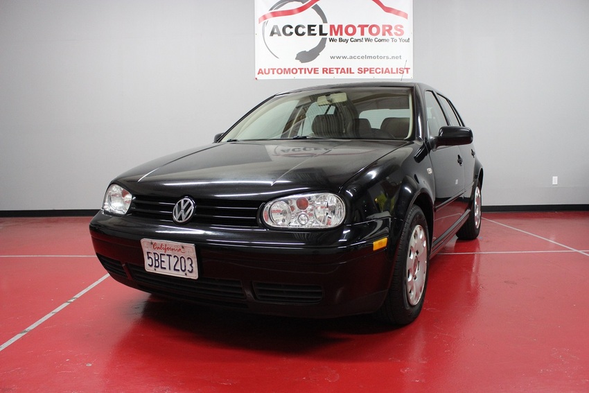 2003 Volkswagen Golf