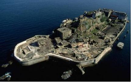 長崎、無人島となった軍艦島。　...