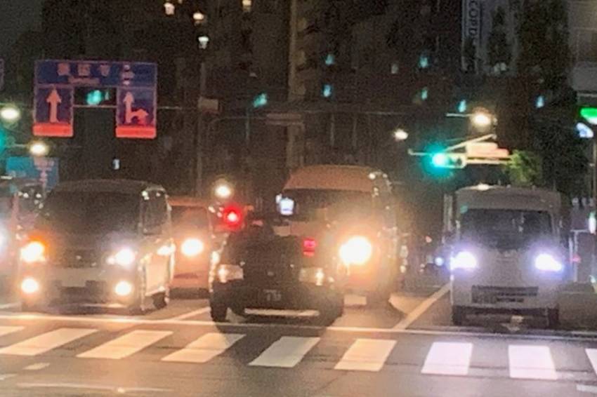 夕暮れ時に、運転。 めったにな...