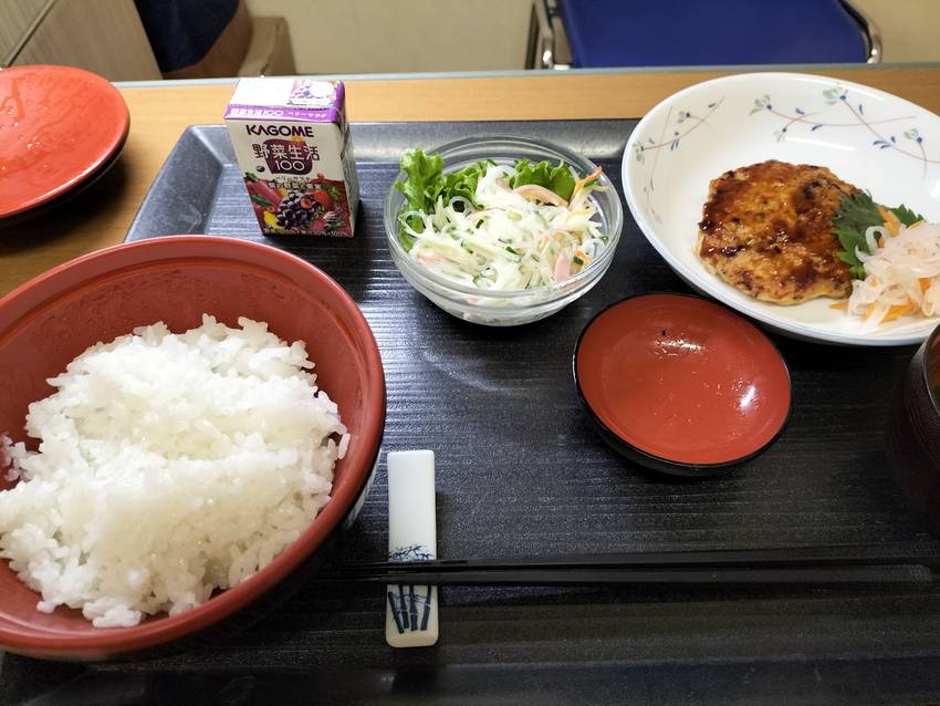 病院食の「どんぶりご飯」は残し...