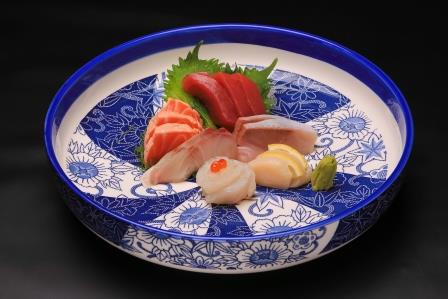 “Sashimi. sushi...