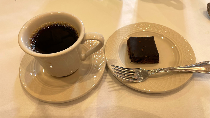 コーヒーとチョコレートケーキ