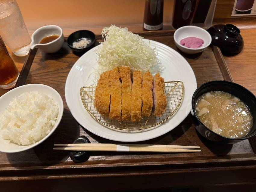 日本は食べ物が美味しい　やばい