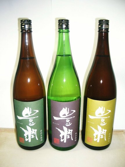 小さな古い蔵の新しい日本酒　「...