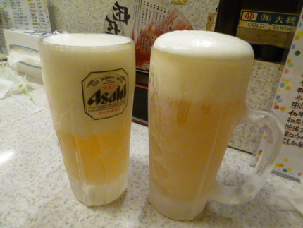 生ビール１杯と半分しかありませ...