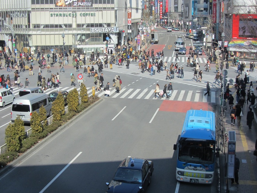 Shibuya Scramble Crossing in ...
