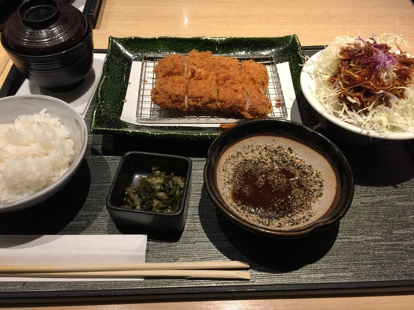 Tonkatsu とんかつ