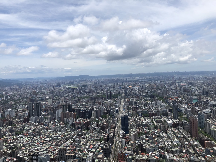 From the 91 st floor of Taipe ...