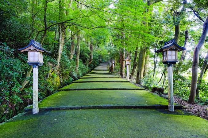 石川県、白山比咩神社