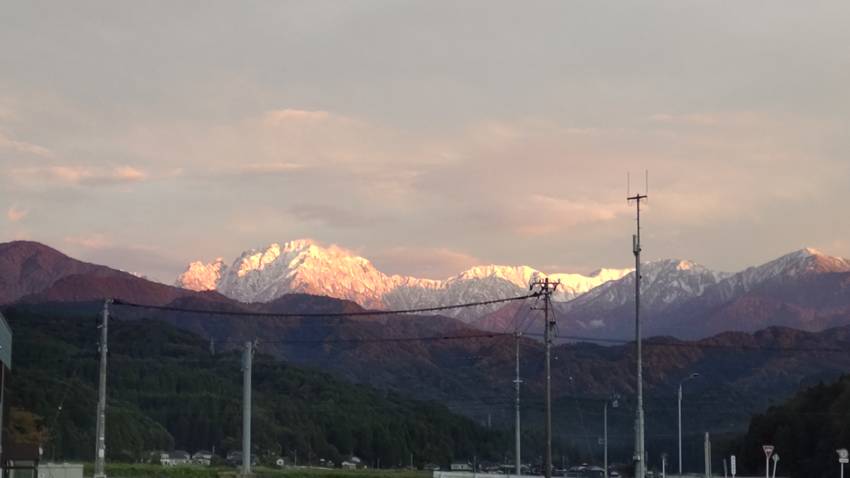 雪が近くまでやってきました