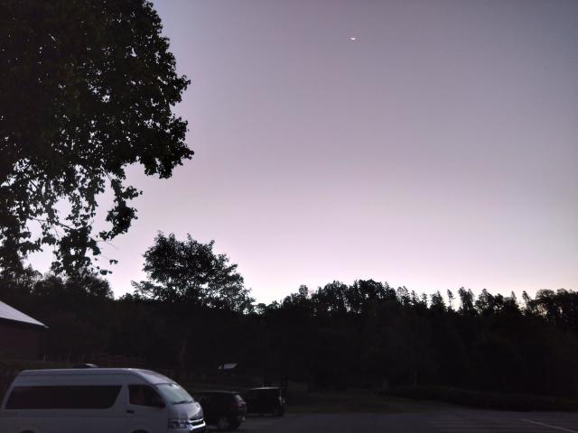 05:10、南の空、金星が見え...
