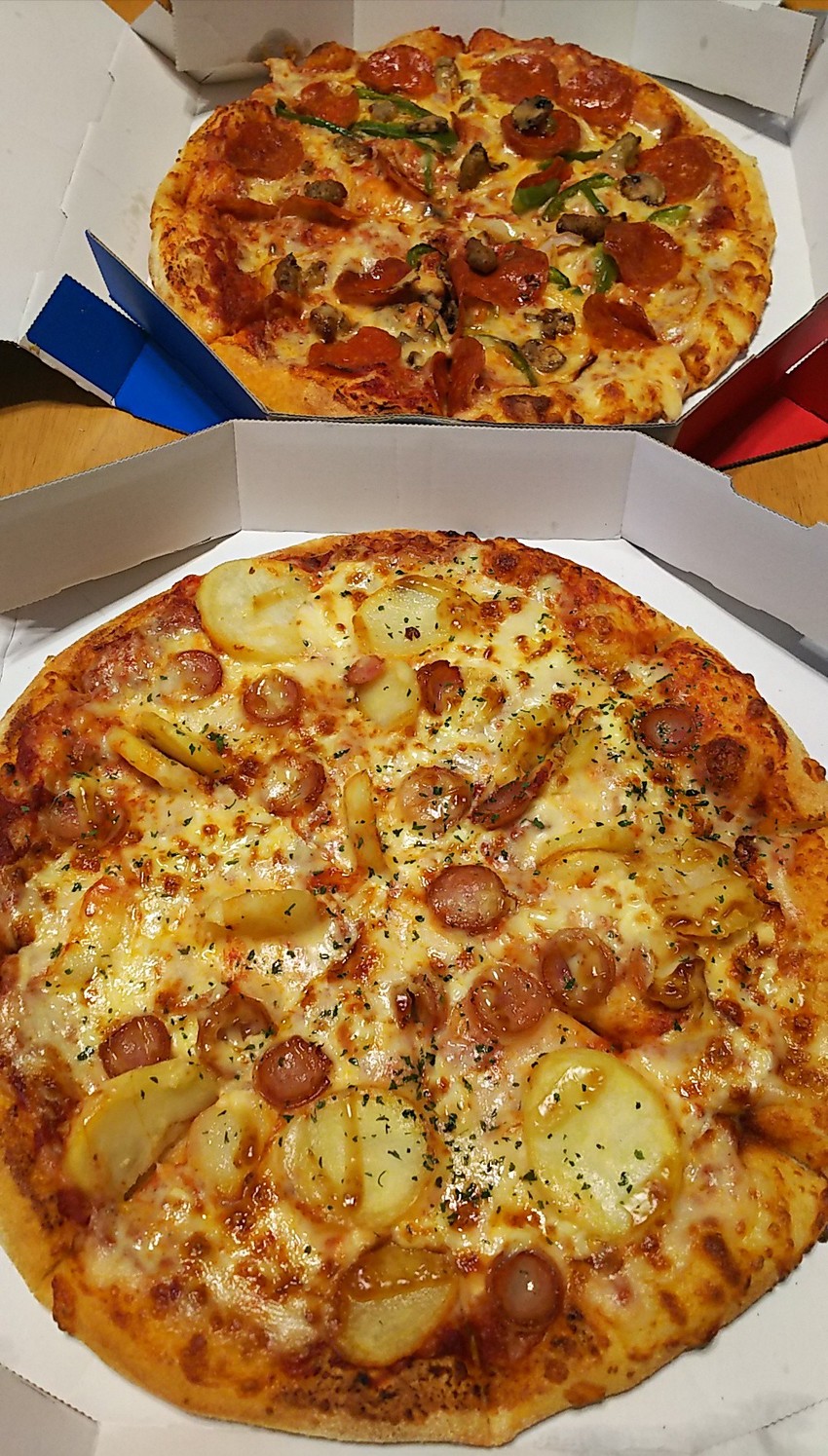 今日のごはん。夕飯ドミノ・ピザ