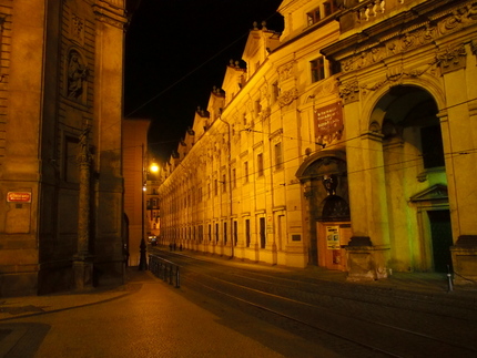 プラハ　最後の夜　数景